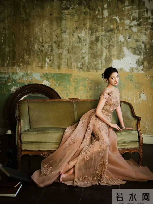 关晓彤微博视界大会写真美图