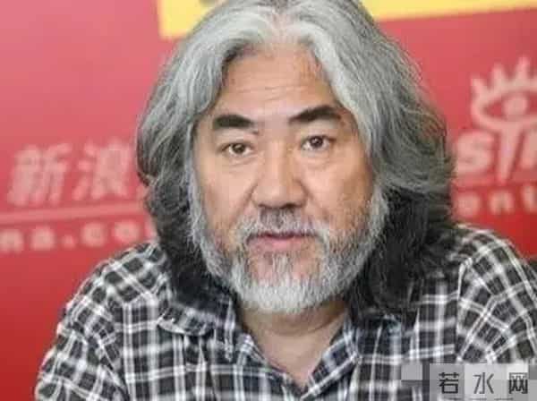 张纪中妻子报警!74岁“爷孙恋”再翻车,1岁女儿意外成受影响