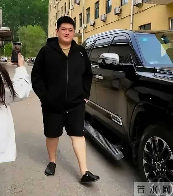 钱再多有什么用？儿子败家女儿抑郁，67岁赵本山为所有人提了醒