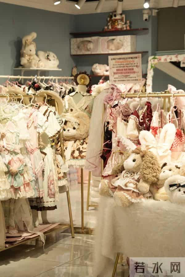 周末N次方 - 江汉路三坑人狂喜！宝藏JK-Lolita-国风店全攻略