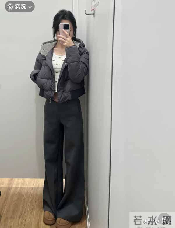 优衣库这条加绒裤，是把“秋冬懒人神裤”焊身上了吧！