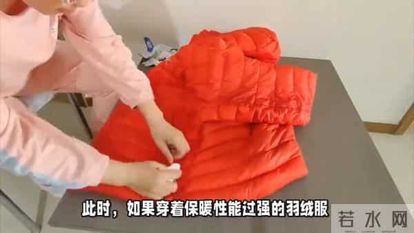 为什么降温了也不建议穿“羽绒服”?内行人说出实情,恍然大悟