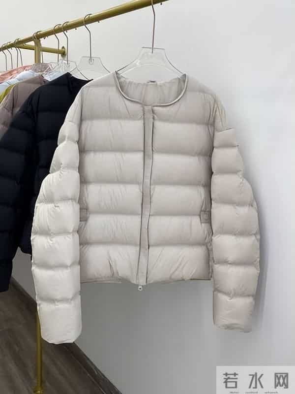 爷奶老古董逆袭成潮品？排骨羽绒服火爆全网，消费者理性重塑市场