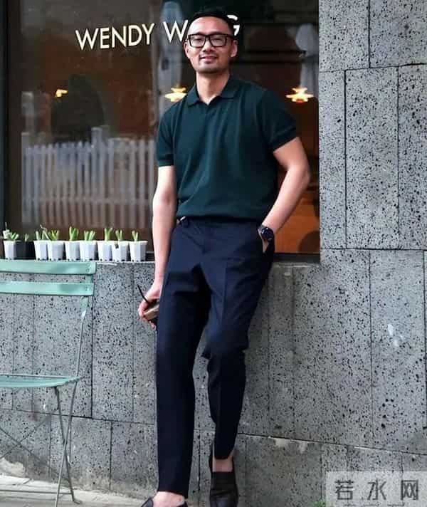 为什么劝4、50岁男人少穿“阔腿裤”?看完3组素人街拍,你就懂了