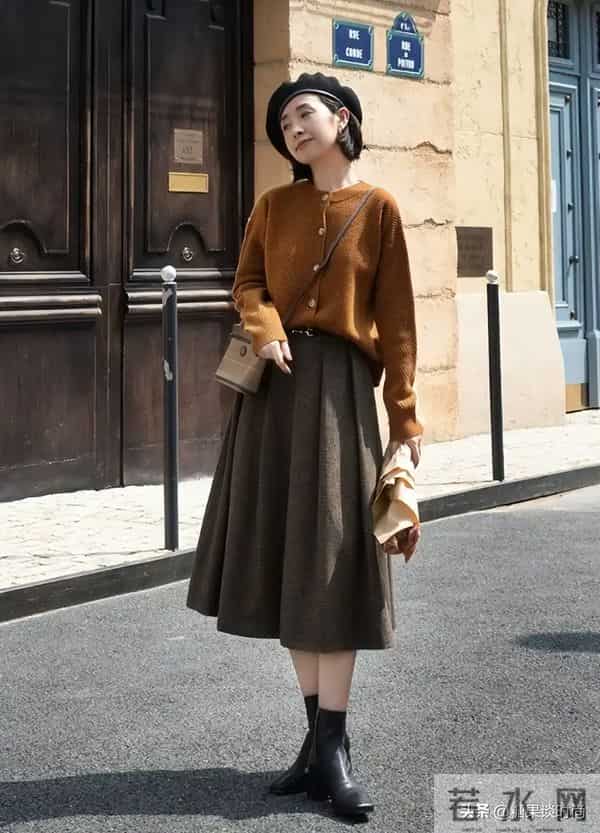 针织衫这样配色太美了，这3个颜色闭眼搭，选对颜色才是王道呀
