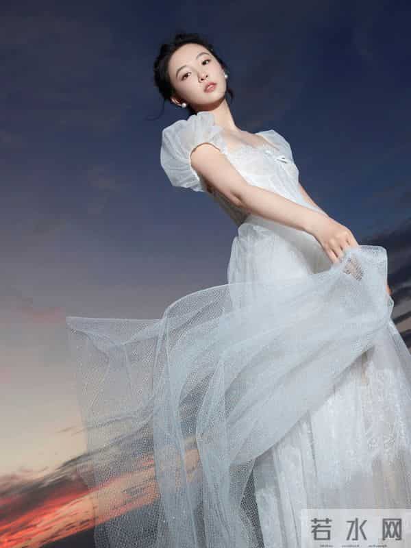 白纱蕾丝裙｜晚霞是我的背景板