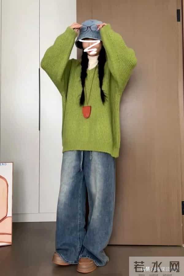 针织衫这样配色太美了，这3个颜色闭眼搭，选对颜色才是王道呀