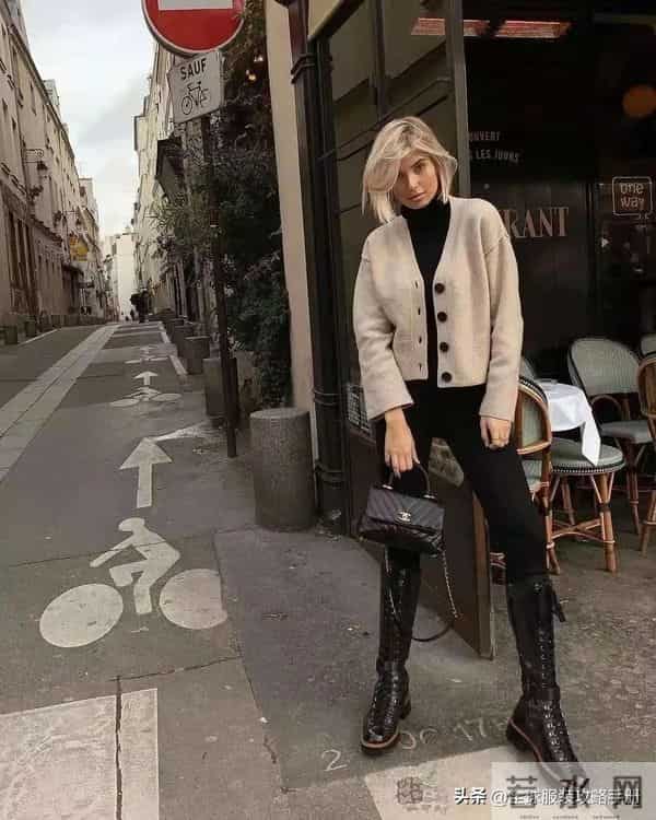 冬天穿“鲨鱼裤”,时髦又减龄!