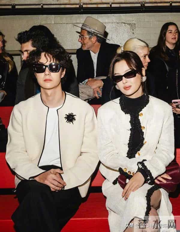 香奈儿2026高级手工坊把纽约地铁变秀场