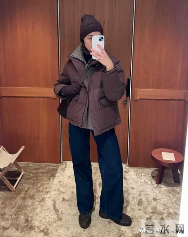 小个子中年妈妈有福了！今冬“短羽绒+阔腿裤”显高显瘦太洋气！