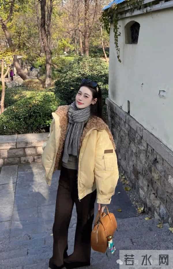 奶黄包羽绒服也太会了吧！