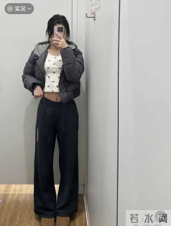 优衣库这条加绒裤，是把“秋冬懒人神裤”焊身上了吧！