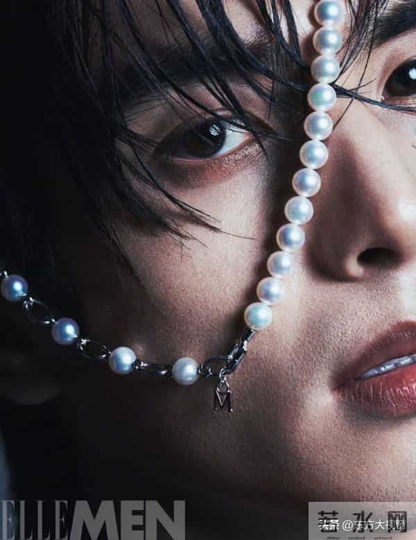 湿身演绎深海妖孽!宋威龙新封面刷屏:性感大片,男星卷疯了!