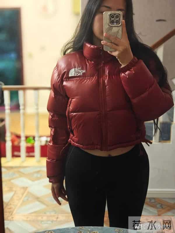 衣柜断舍离:今年秋冬坚决不买这9种类型的衣服,难穿费钱!