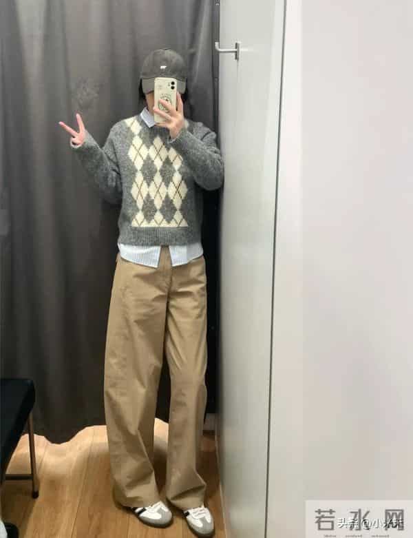 优衣库这条卡其裤杀疯了！百元穿出拉夫劳伦贵气感