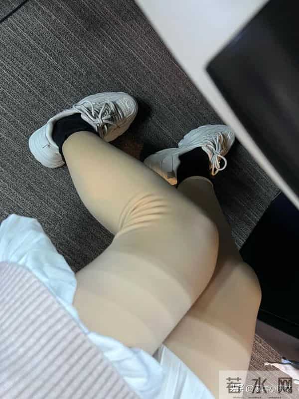 衣柜断舍离:今年秋冬坚决不买这9种类型的衣服,难穿费钱!