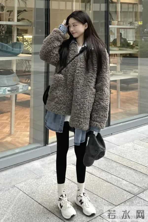 冬天穿“鲨鱼裤”,时髦又减龄!