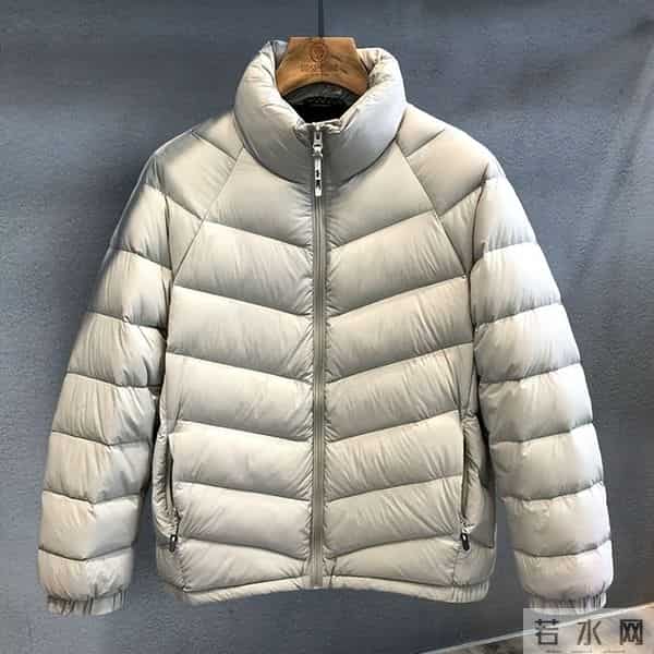 爷奶老古董逆袭成潮品？排骨羽绒服火爆全网，消费者理性重塑市场