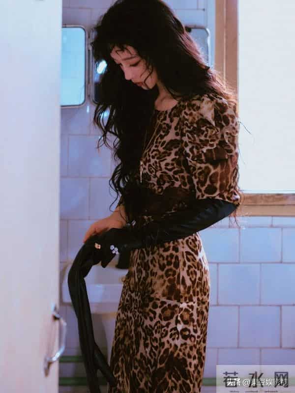 疯了吧！百余明星决战2025尖叫之夜红毯，谁是时尚大赢家？