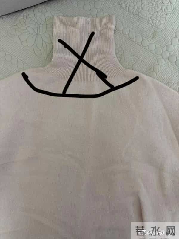 衣柜断舍离:今年秋冬坚决不买这9种类型的衣服,难穿费钱!