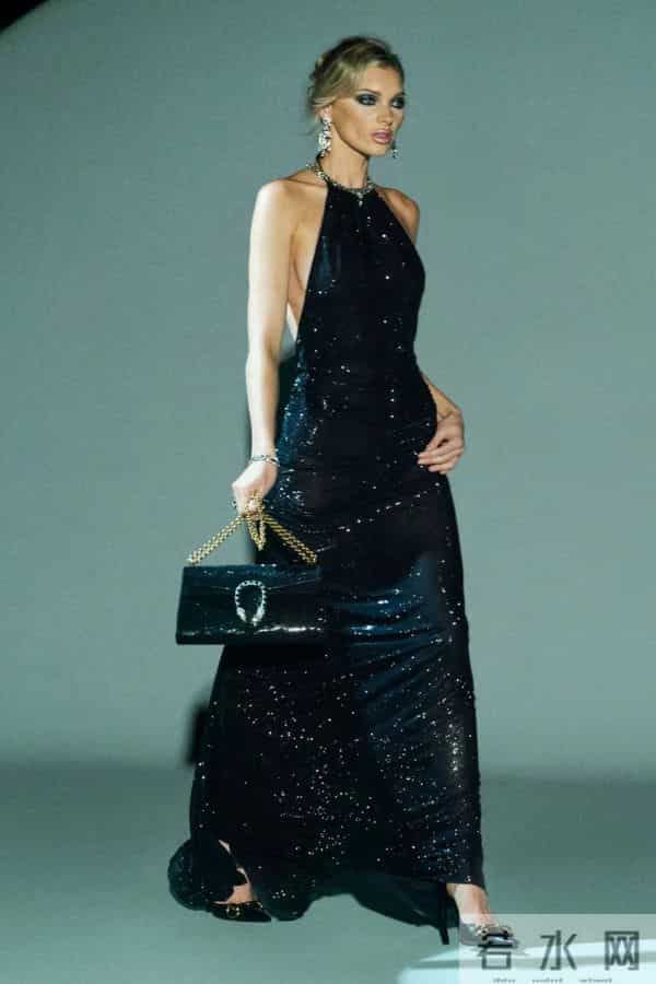 Gucci 2026早秋系列；Pantone 2026年度代表色