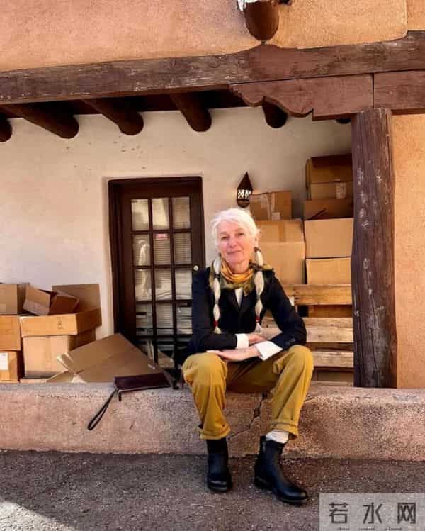 等我老了也要这样穿，白发不染扎马尾，不穿老年装，到老都优雅！