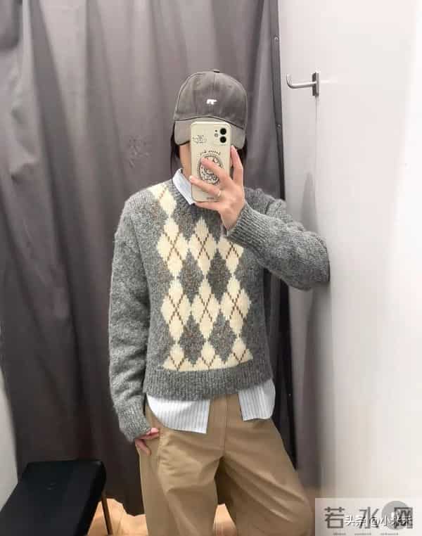 优衣库这条卡其裤杀疯了！百元穿出拉夫劳伦贵气感