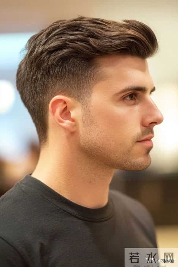 2025男士发型顶流：渐变层次短发，解锁多元风格的利落美学