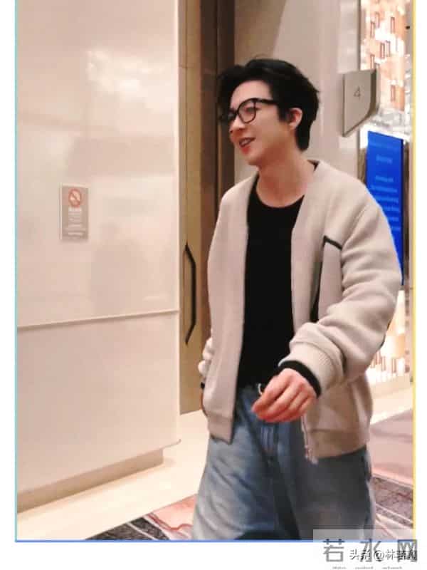 刘宇宁尖叫之夜赢麻了，帮曾舜晞化解尴尬，给员工拿糖，被赞贴心