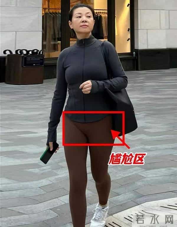 不建议中年女人穿的3种裤子,乍一看时髦,实际显胖还没气质