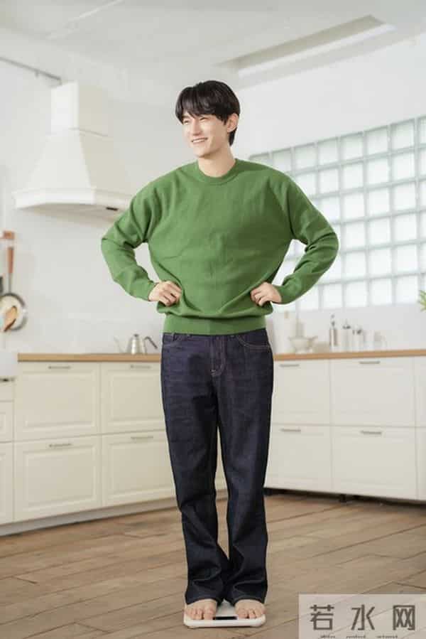 冬天穿保暖内衣，避开3个坑，贴身穿不勒、外穿不臃肿