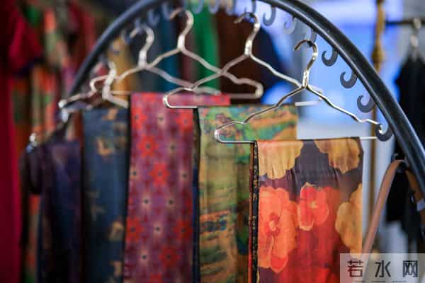 美丽经济！顺德珠宝时尚文化节开幕，香云纱与珠宝同台惊艳湾区