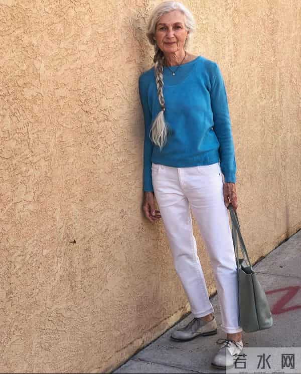 等我老了也要这样穿，白发不染扎马尾，不穿老年装，到老都优雅！