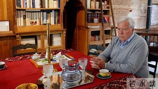 爱马仕丑闻曝光！继承人被骗光全部财产，让人大跌眼镜！