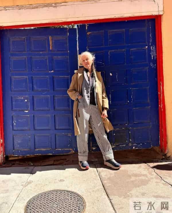 等我老了也要这样穿，白发不染扎马尾，不穿老年装，到老都优雅！