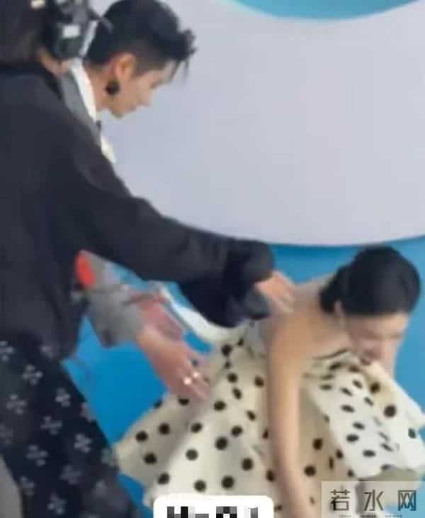 澳门红毯明星集体翻车，服装穿成灾难现场，下次还能再糟？