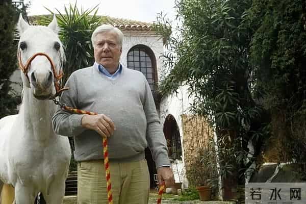 爱马仕丑闻曝光！继承人被骗光全部财产，让人大跌眼镜！