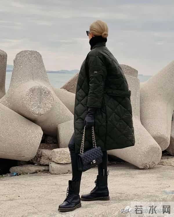 冬天穿“鲨鱼裤”,时髦又减龄!