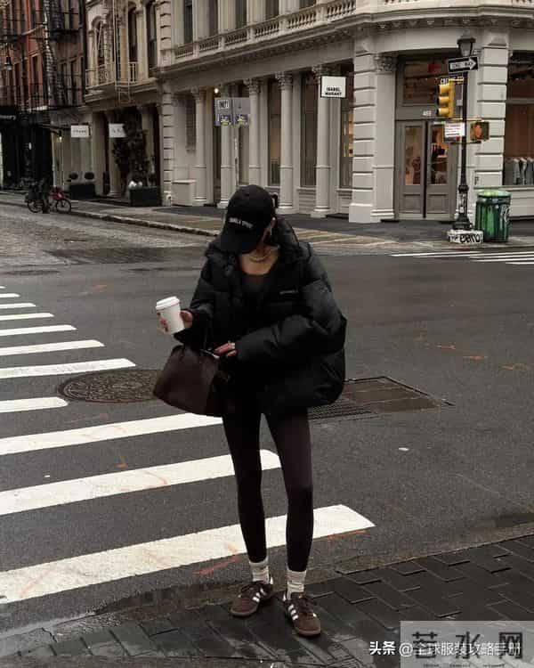 冬天穿“鲨鱼裤”,时髦又减龄!