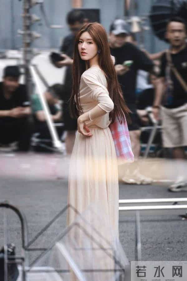赵露思带火了“许妍的衣橱”！变美从穿搭开始，时尚的魅力无穷