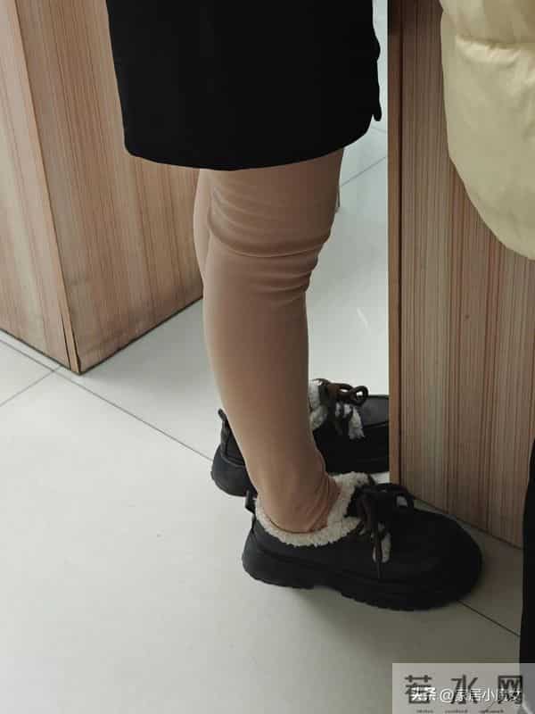 衣柜断舍离:今年秋冬坚决不买这9种类型的衣服,难穿费钱!