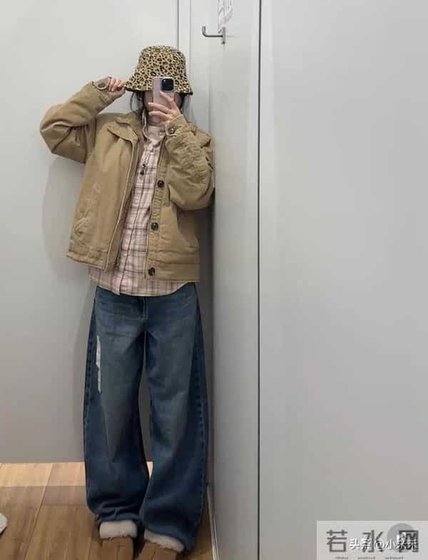 优衣库这件衬衫杀疯了！配啥都和谐，断货是有原因的