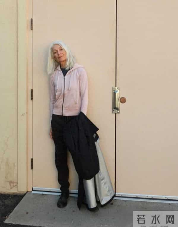 等我老了也要这样穿，白发不染扎马尾，不穿老年装，到老都优雅！