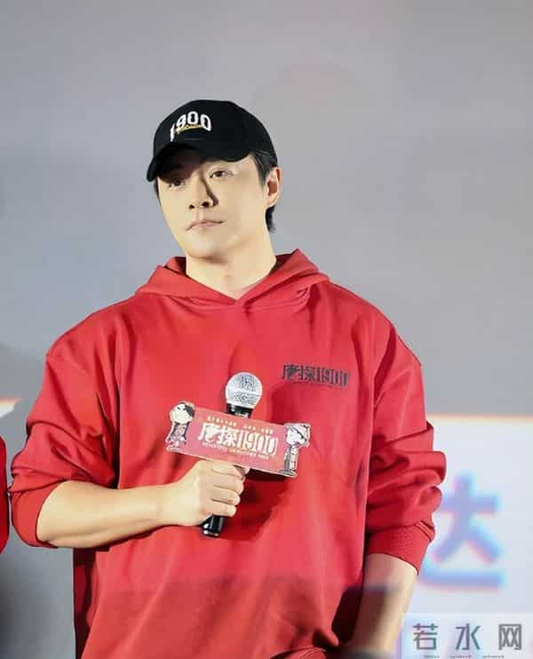 离婚4年，47岁的陈思诚再次宣布喜讯，早已和佟丽娅走上不同的路