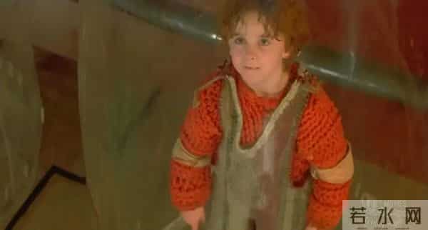 《哈利·波特》“马尔福”时隔15年回归,当年那个坏男孩如今成了这样?