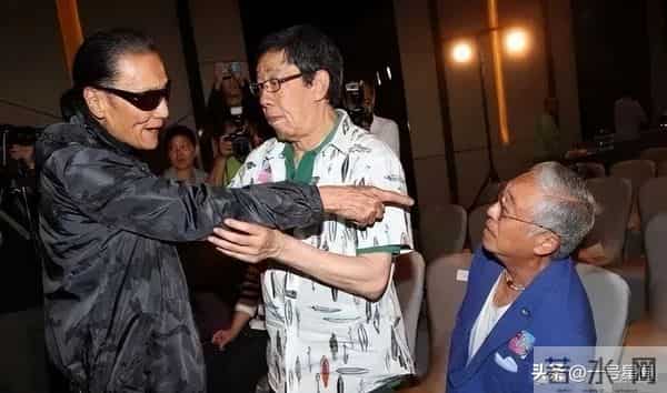 钱没了人还在，将近90瘫痪坐轮椅的谢贤，给想改遗嘱向太上了一课