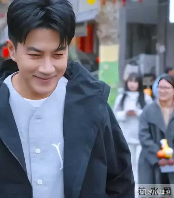 离婚7年，39岁杨幂高调宣布喜讯，成为了前夫“高攀不起”的存在