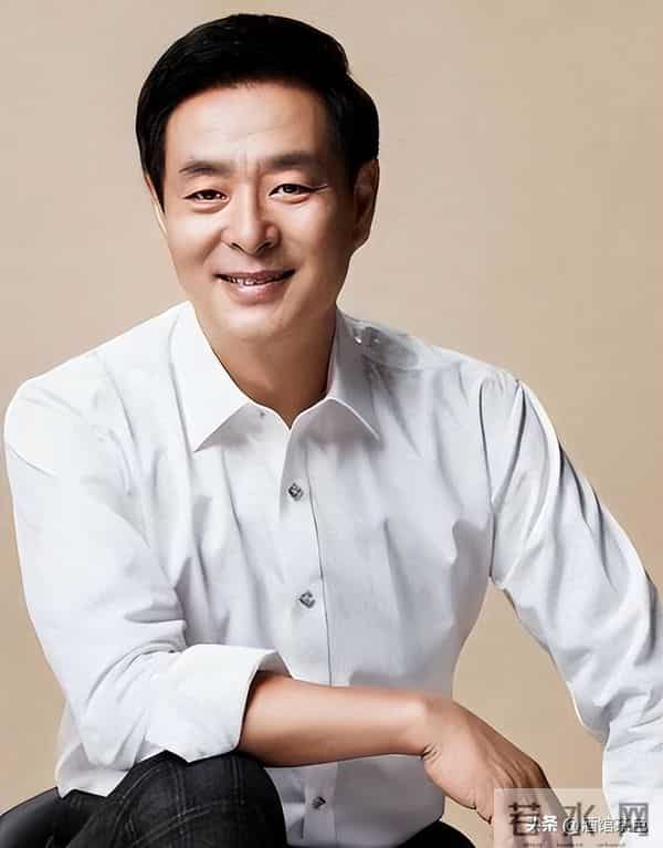 濮存昕现状：72岁不显老，女儿是大公司老板，外孙女开始为他争光