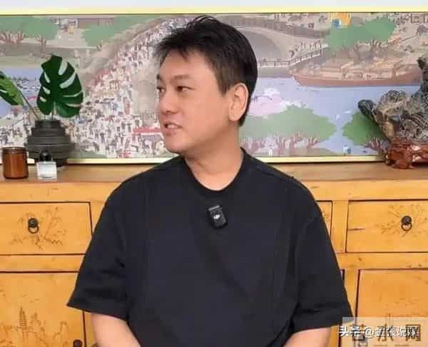F4踢出局，老婆撕碎体面，"不合群"的朱孝天为自己的言行买了单