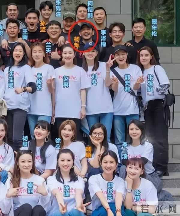 有娴熟的演技 还有俊朗的外表 杨烁有着与其年龄不符的淡然与稳重